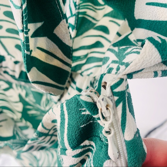 Show Me your MuMu Monstera Romper - Picture 14 of 16